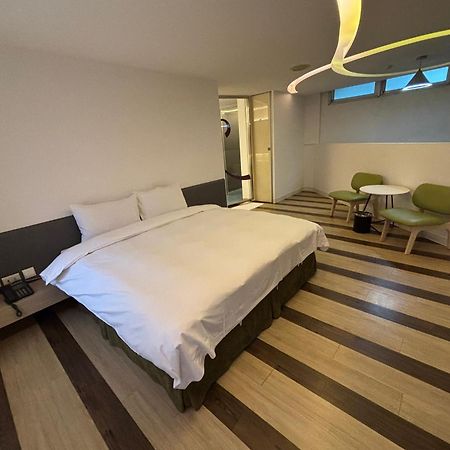 ג'יאושי Ya Nold Hot Spring Hotel מראה חיצוני תמונה