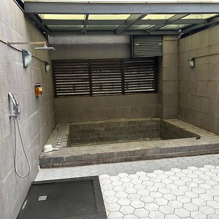 ג'יאושי Ya Nold Hot Spring Hotel מראה חיצוני תמונה