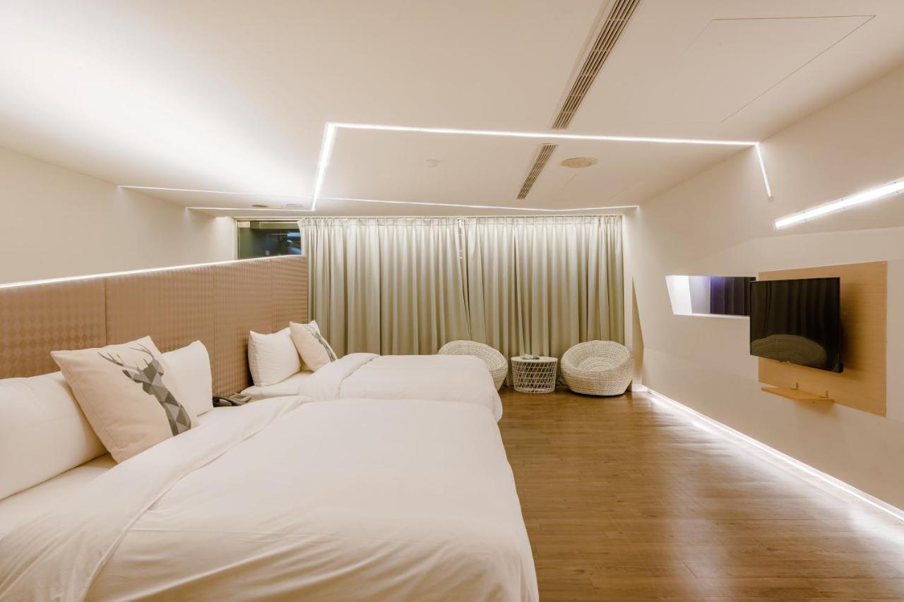 ג'יאושי Ya Nold Hot Spring Hotel מראה חיצוני תמונה